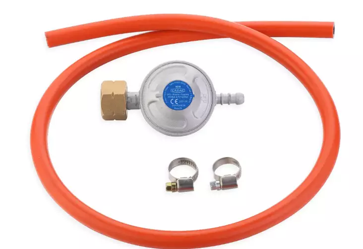 Cadac paineensäädin ja letku Standard 30mbar 0,85 m - CADAC-tuotteet, kaasugrillit ja -liedet - 8510 - 1