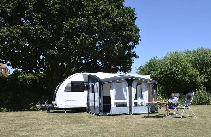 Dometic-Kampa etuteltta Club Air Pro - Teltat asuntovaunuun ja asuntoautoon - AW1020 - 1