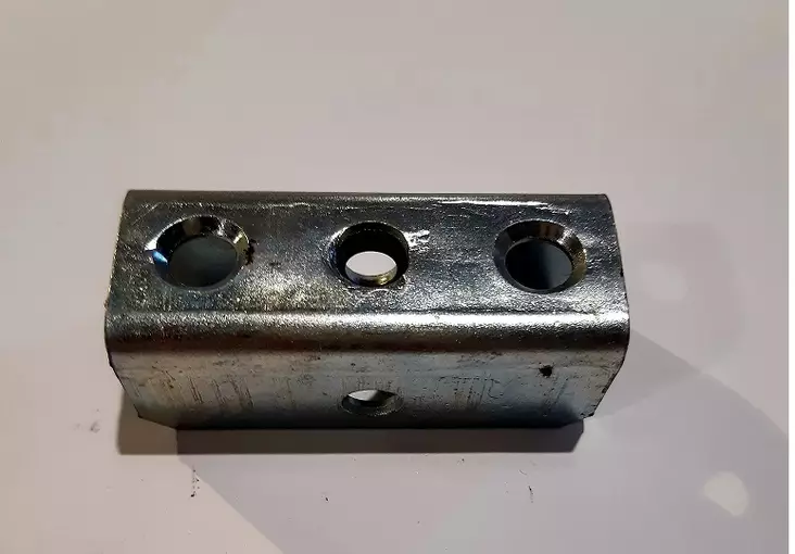 Jarruvaijerin tasaaja Tasaaja jarruvaijerille 1-aks - Peräkärryn jarruvaraosat - 8078010 - 1