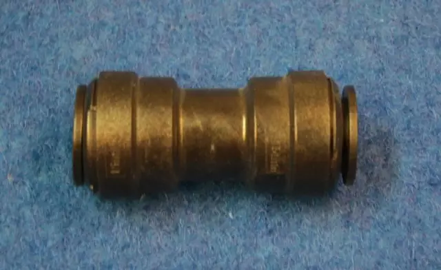 Jatkoliitin 15mm putki/putki 15mm putki/putki - Muut vesijärjestelmän osat - 0700600 - 1