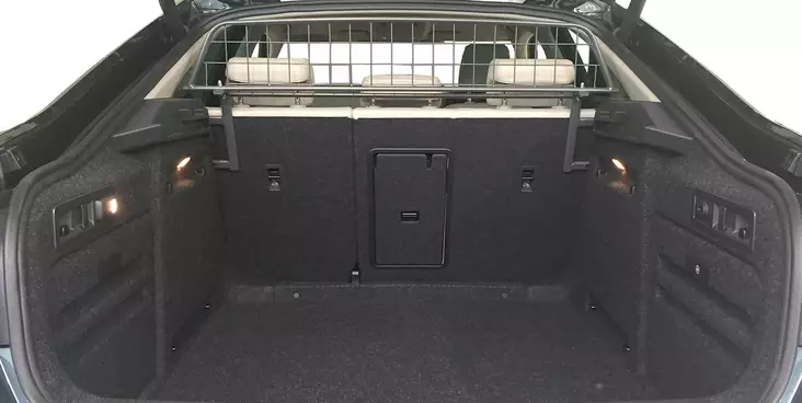 Koiraverkko Skoda Suberb Hatchback 2015- - Skoda koiraverkot - TDG1500 - 1