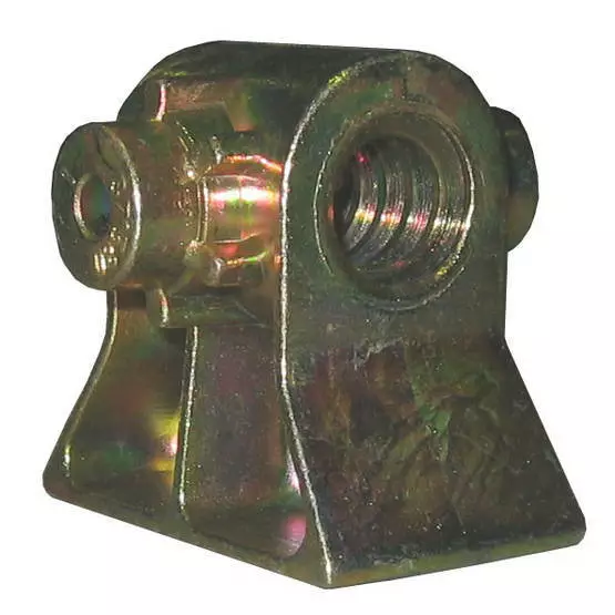 Nurkkatuen mutteri 16x4, 15mm korvat 16x4mm, kiinnityskorvat 15 mm - Tukijalat ja nurkkatuet - 37158010 - 1