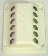 Pakoputken pää 121x89mm beige poistoilmaritilä 29510550 - Jääkaappien varaosat Dometic - 295105510 - 1