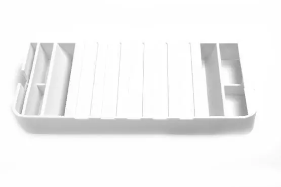 Poistoilmaritilä pakoputken päähän L100, 147,2x70mm - Jääkaappien varaosat Dometic - 289061200 - 1