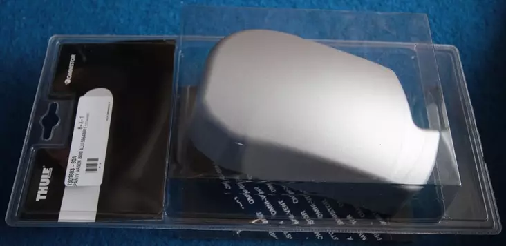 Thule pääty 8000 hopeanvärinen vasen - Thule Omnistor markiisien varaosat - 1500601250 - 1