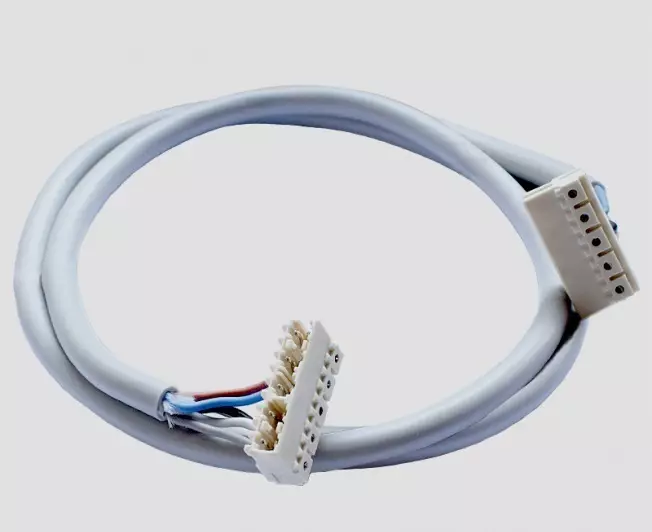 Truma ohjauspaneelin johto TEB 3, TEN 3 0,8 m - Ilmakeskuslämmityksen asennustarvikkeet - 40000-93200 - 1