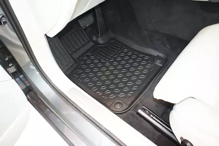 Mattosarja Volvo V90 / S90 / Combi / Sedan 9/2016- 1,9 kg - Volvo mattosarjat - 878-402591 - 2