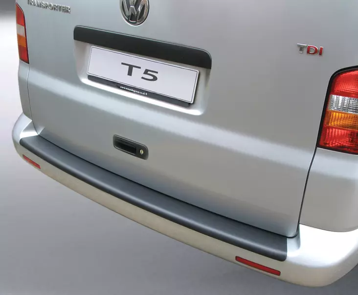 Kolhusuoja VW Transporter T5 Caravelle / Multivan 2003-2012 - Volkswagen takapuskurin suojat - RBP221 - 1