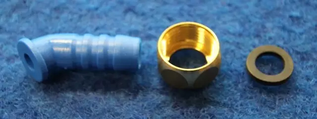 Liitin painevesihanaan 3/8"X10/12mm - Hanat ja suihkutarvikkeet - 0600801 - 1