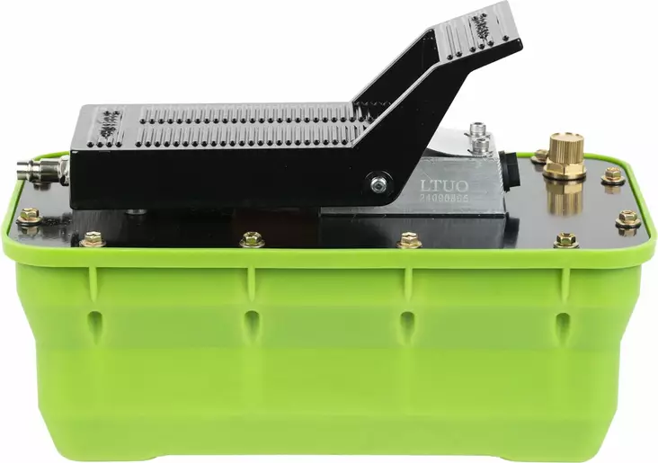 JBM paineilma hydraulipumppu 2.3l 700bar - Palloniveltyökalut - 50-54742 - 1