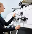 Thule teleskooppitikkaat pakettiautoon, 9 askelmaa Van Ladder - Kattokaiteet, tikkaat ja varusteet - 301404 - 2
