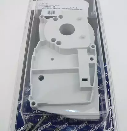 Thule päätylevy 5003 vasen+lukitsin - Thule Omnistor markiisien varaosat - 1500601594 - 1