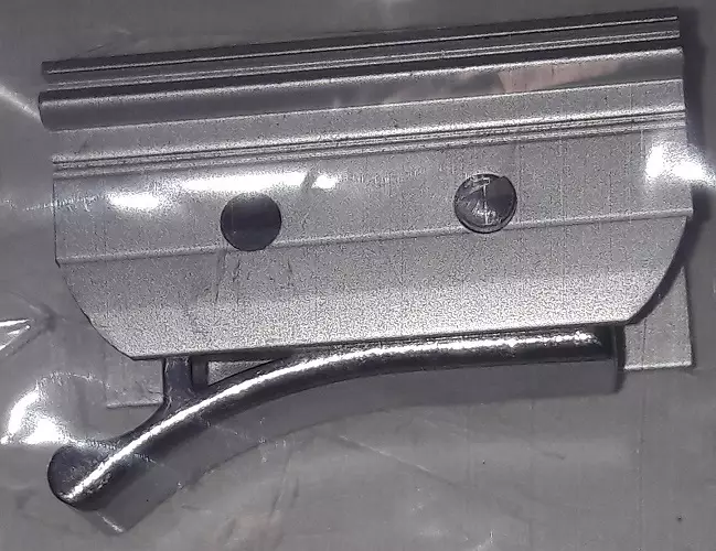 Thule tukijalan yläkiinnike 5200, 9200 vasen - Thule Omnistor markiisien varaosat - 1500603074 - 1