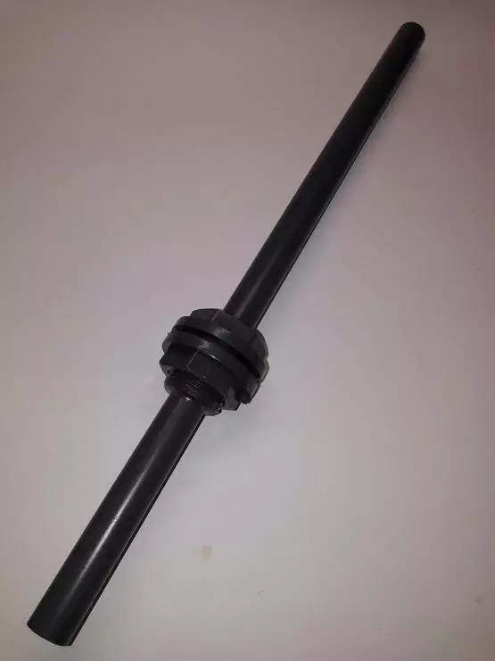 Vesisäiliön ylivuotoputki, tyhjennysputki ( korvaa putken 5700110109 ) -2018 - Muut vesijärjestelmän osat - 5700110115 - 1