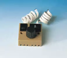 Comet katkaisija, nopeudensäätö - Sähkörasiat ja pistokkeet - 1000806 - 1