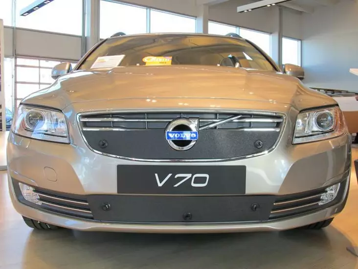 Maskisuoja Volvo V70 2014- - Volvo maskisuojat - TS427 - 1