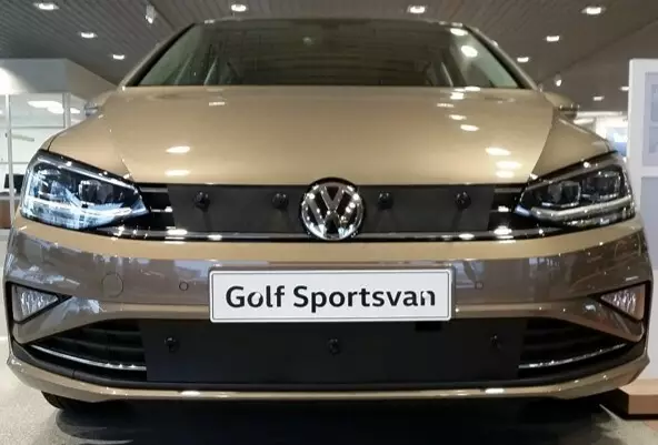 Maskisuoja VW Golf Sportvan 2018- - VW maskisuojat - TS727 - 1