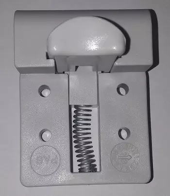 Pöytälevyn kiinnike liukukiskoon - Ovien, luukkujen osat - 4700240208 - 1