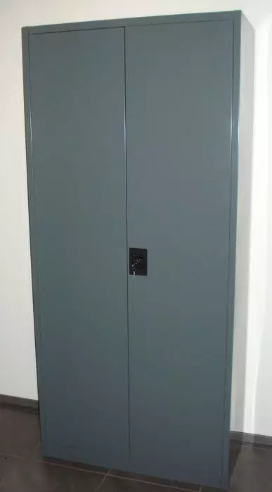 Tarvikekaappi metallinen lukittava 850 x 400 x 1850 mm - Hyllyt ja kaapit - 1268 - 1