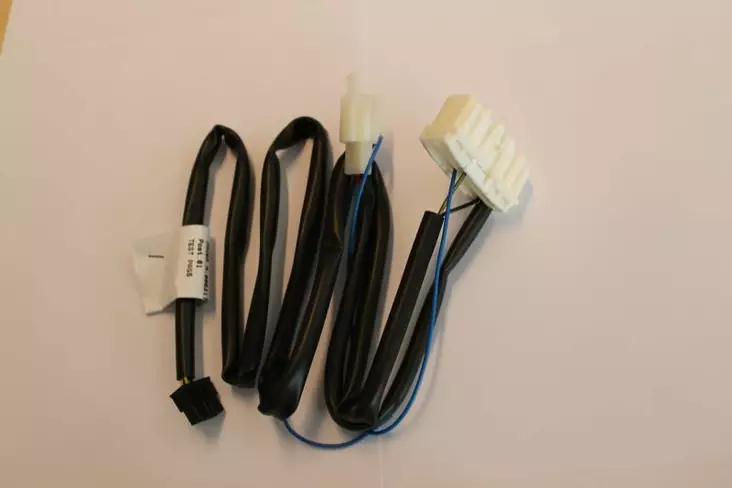 VF 469X ohjelmointijohto - Parkkitutkat ja hälyttimet - VF-03CB0871B - 1