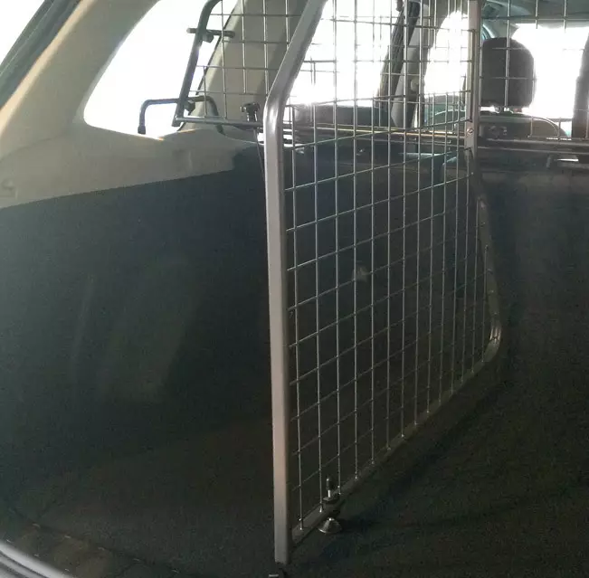 Tilanjakaja Forester 12-18 - Subaru koiraverkot - TDG1457D - 1