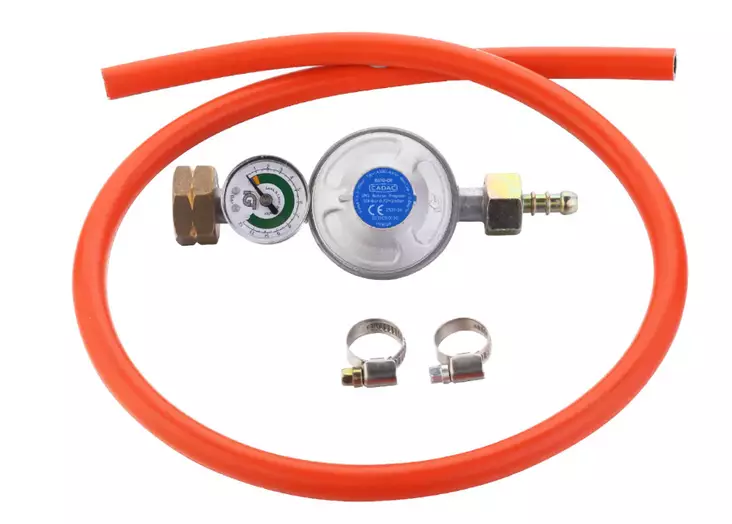 Cadac paineensäädin ja letku Universal Overflow 30mbar 0,85m - CADAC-tuotteet, kaasugrillit ja -liedet - 8510-OF - 1