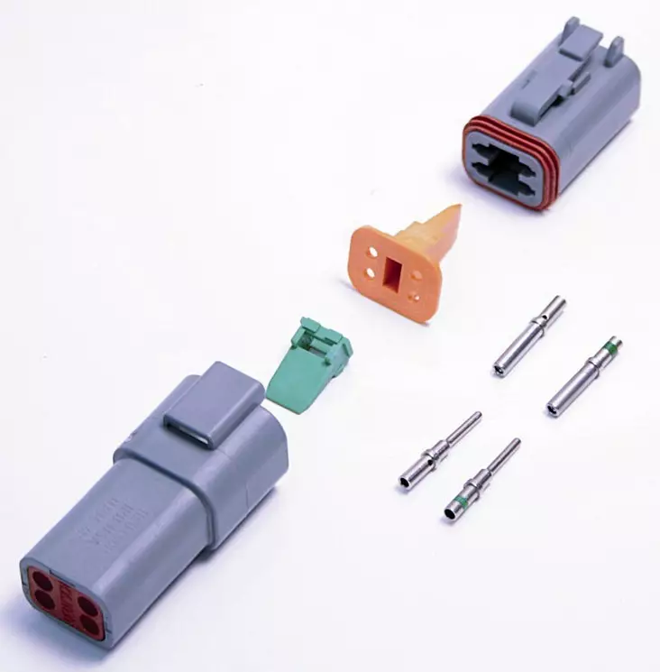 Deutsch DT naaraskuori 4-napa - Deutsch-liittimet - DT04-4P - 1