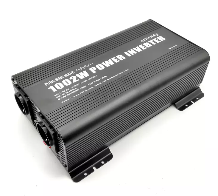 GYS Invertteri siniaalto 1000W, 12V, kauko-ohjain - Invertterit - 067356GYS - 1