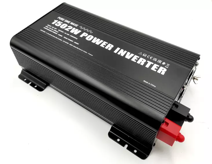 GYS Invertteri siniaalto 1502W, 12V, kauko-ohjain - Invertterit - 067370GYS - 1